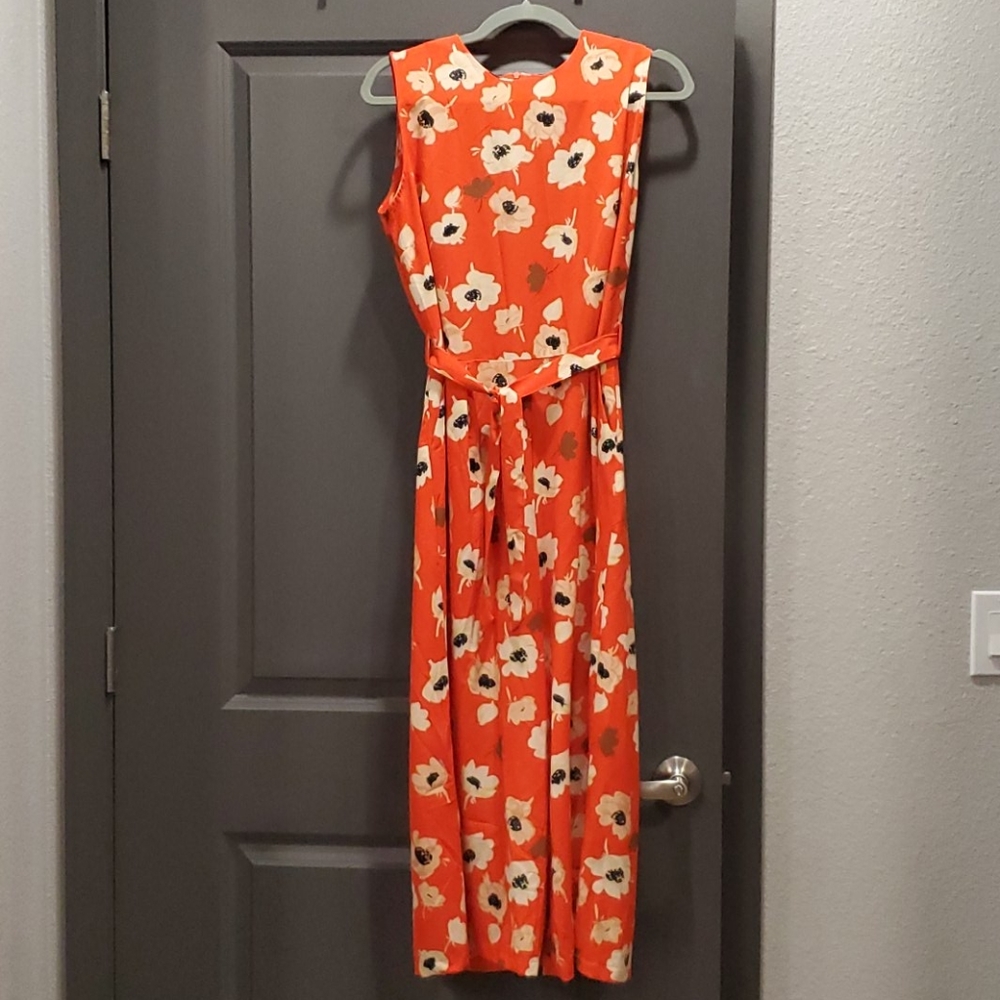 EUC Women's Sleeveless Jumpsuit